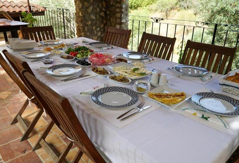 şato Triopia Butik Otel