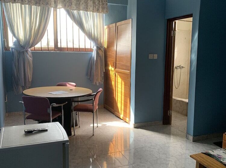 Sovitel Hotel And Restaurant