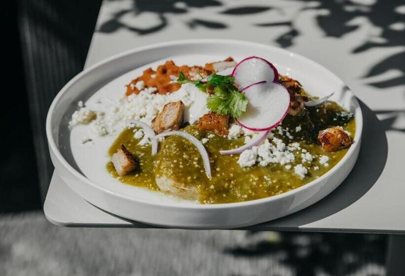 Tá Hotel De Diseño