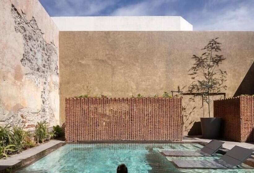 Tá Hotel De Diseño