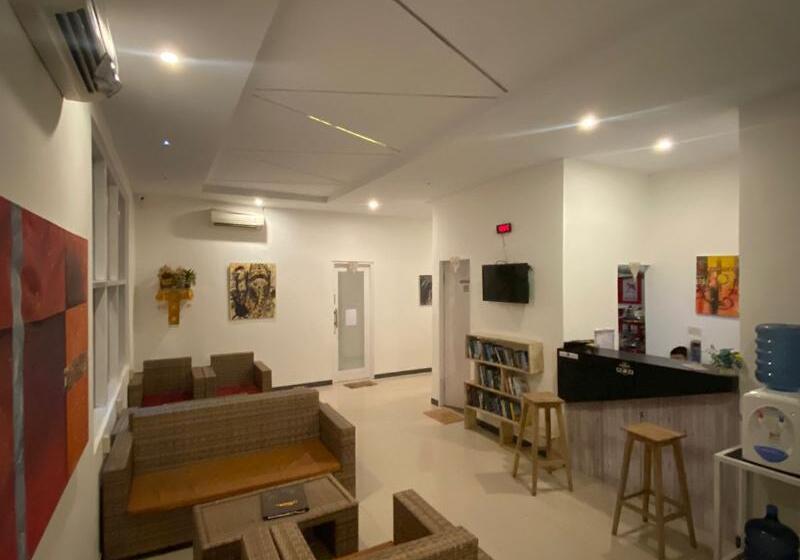 The Packerbox Hostel