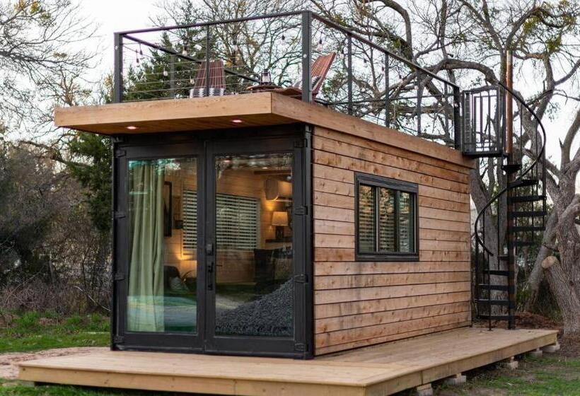 فندق صغير The Stable Tiny Container Home 12 Min To Magnolia