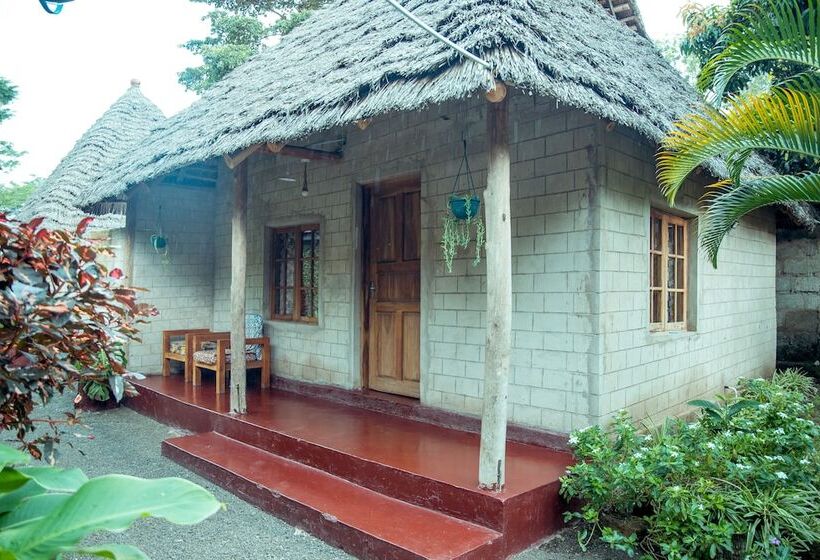 تختخواب و صبحانه Charming Eco Homestay Near Kilimanjaro International Airport