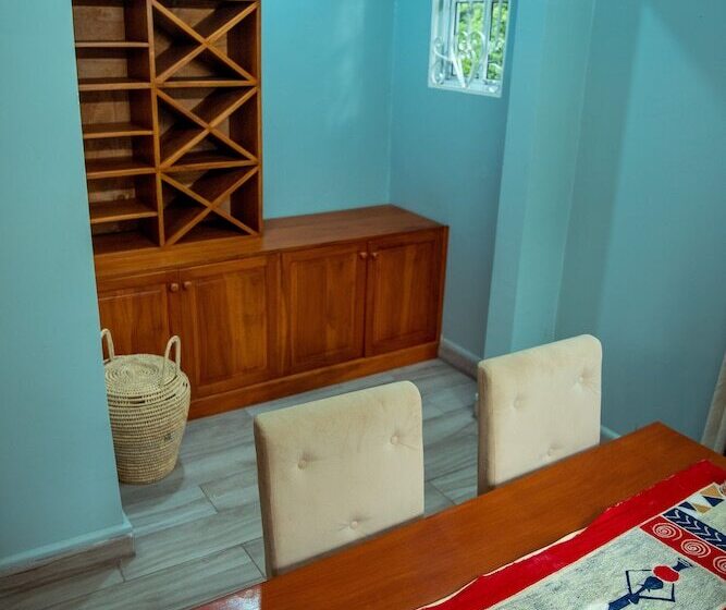 تختخواب و صبحانه Charming Eco Homestay Near Kilimanjaro International Airport