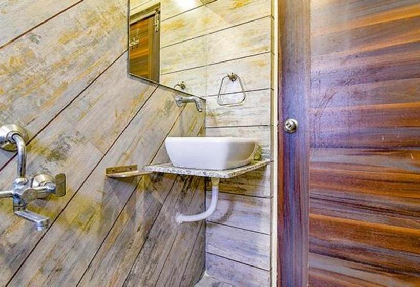 Fabhotel Raj Palace I