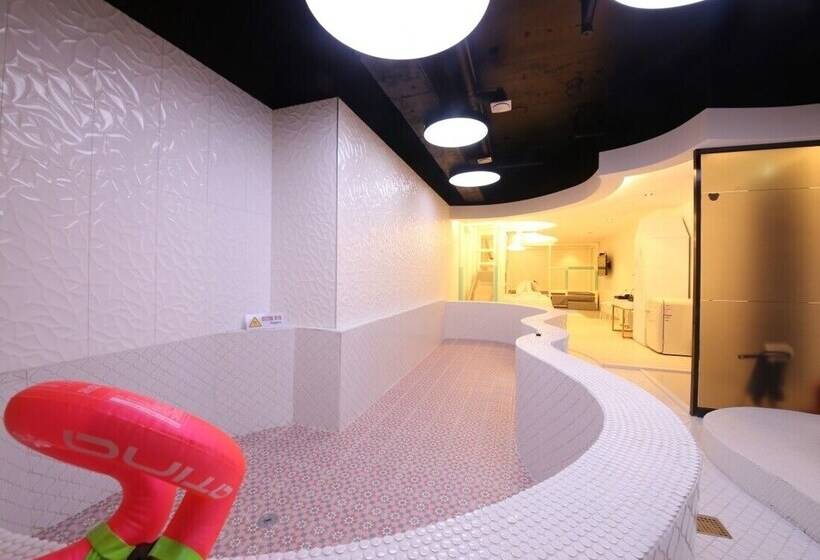 בית מלון כפרי Almond Kids