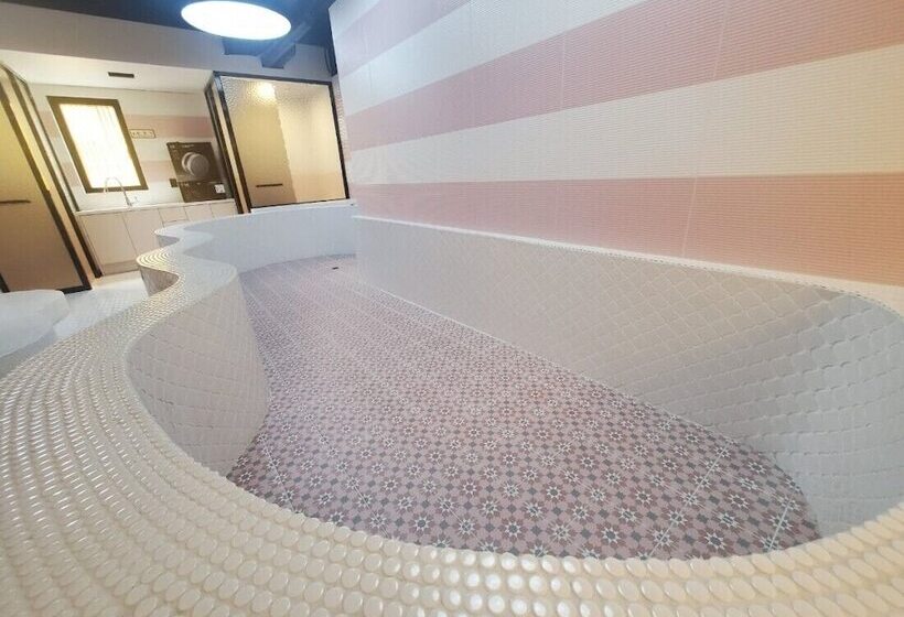 בית מלון כפרי Almond Kids