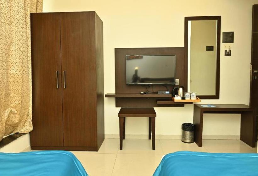 Hotel Blue Arrow  Karwar