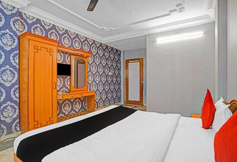 호텔 Capital O 82005  Shree Villa