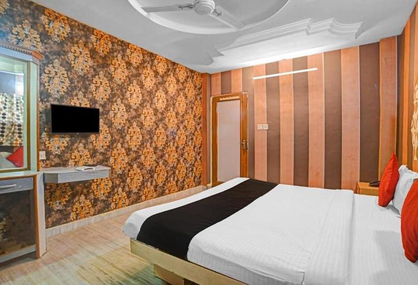 호텔 Capital O 82005  Shree Villa