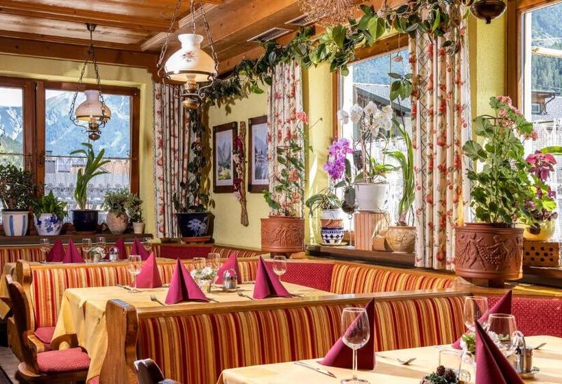 בית מלון כפרי Dorfstube