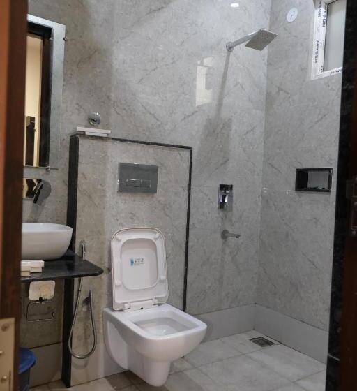 호텔 Good Will Residency   Cyber City Gurgaon