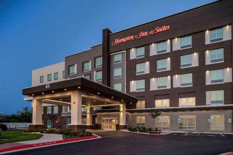 בית מלון כפרי Hampton Inn & Suites Cedar Park North Austin