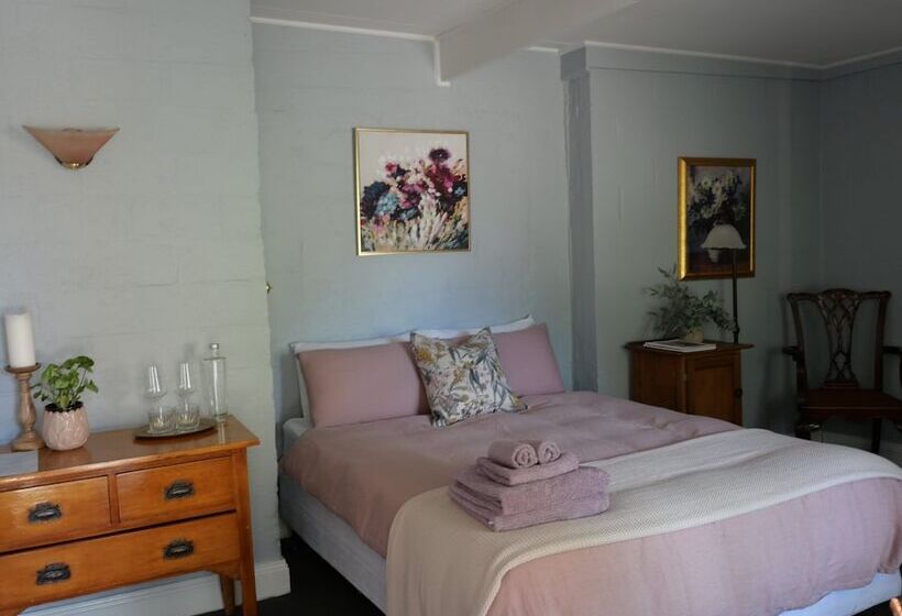 فندق Harvest Home Avenel