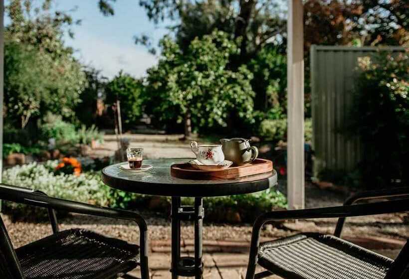 فندق Harvest Home Avenel