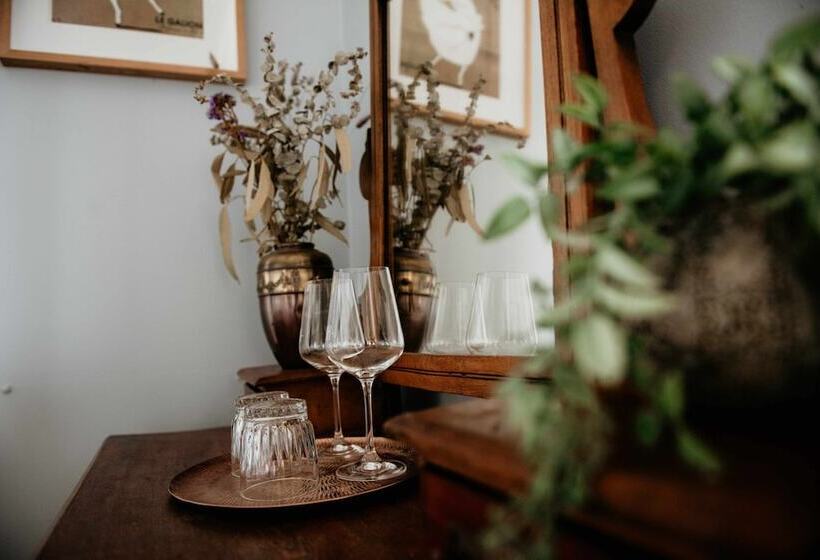 فندق Harvest Home Avenel