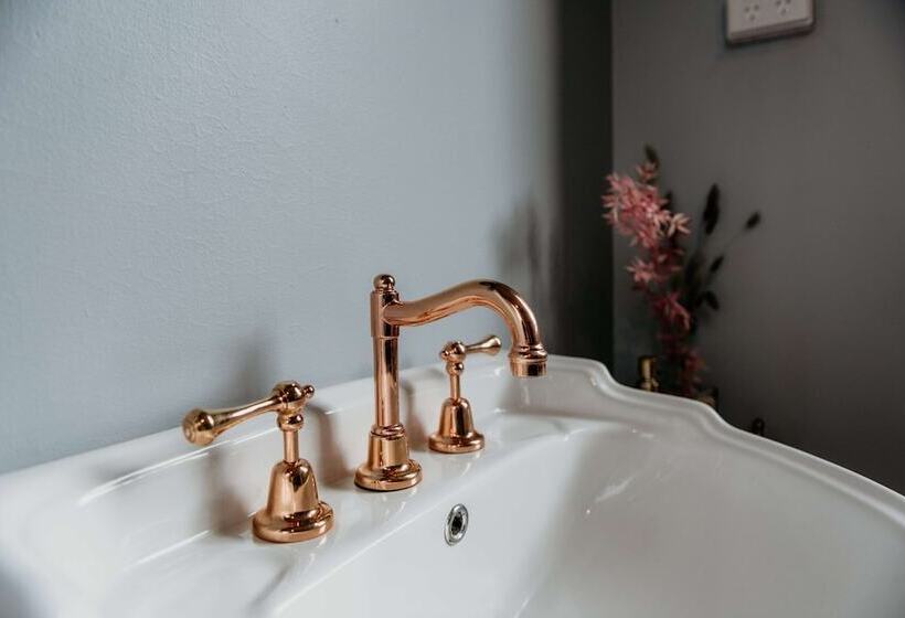 فندق Harvest Home Avenel