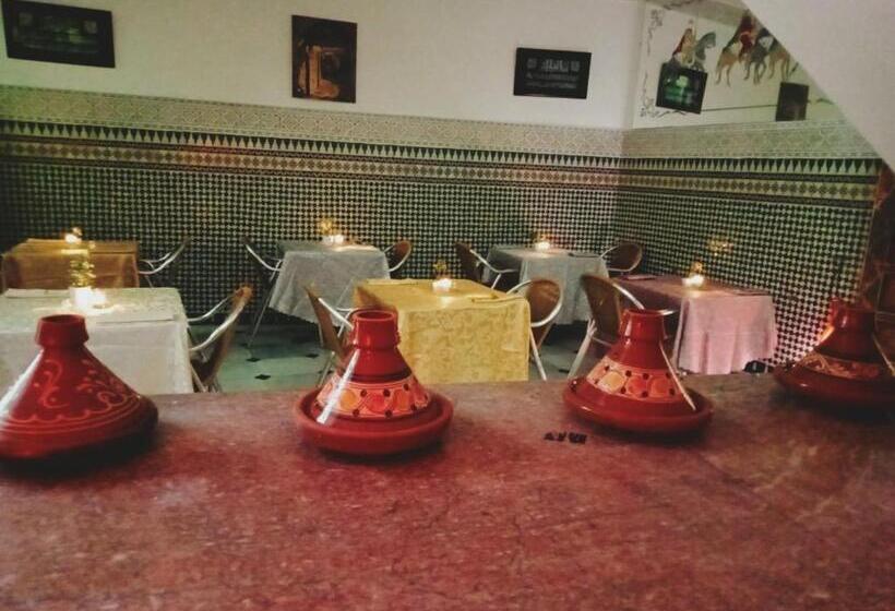 هتل Hôtel Sid El Aidi Médina