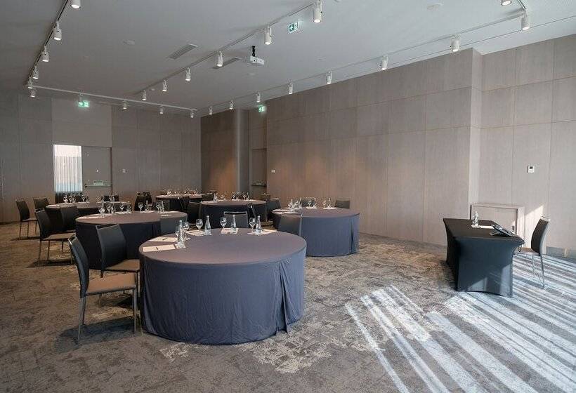 هتل Ikonik Lisboa