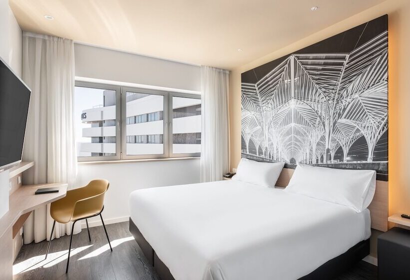 هتل Ikonik Lisboa