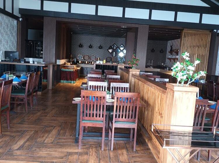 هتل Istana Resort & Spa