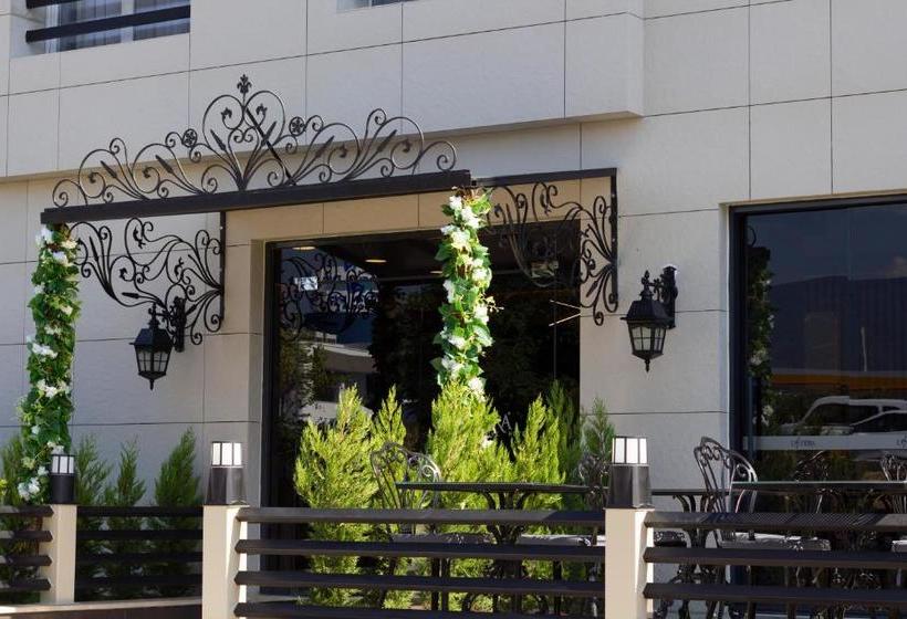 בית מלון כפרי L Opera Deluxe