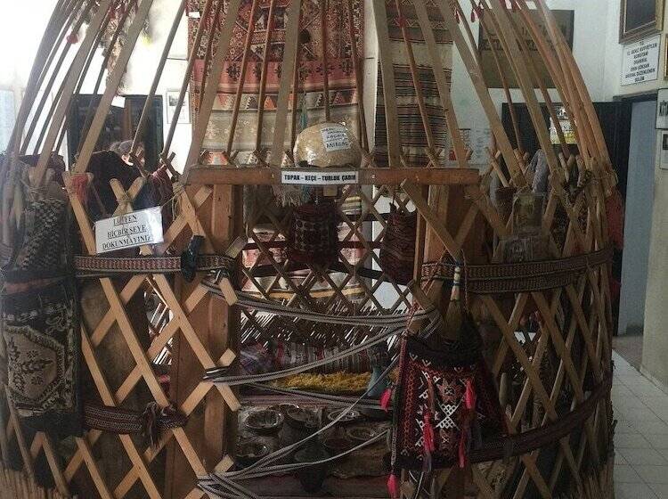 בית מלון כפרי L Opera Deluxe