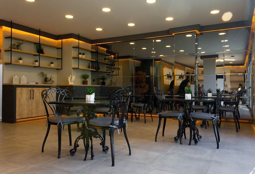 בית מלון כפרי L Opera Deluxe