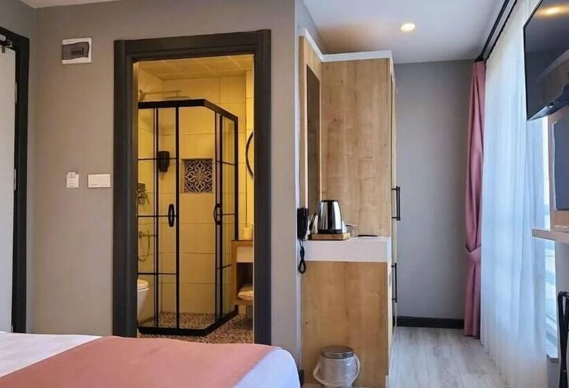 בית מלון כפרי L Opera Deluxe