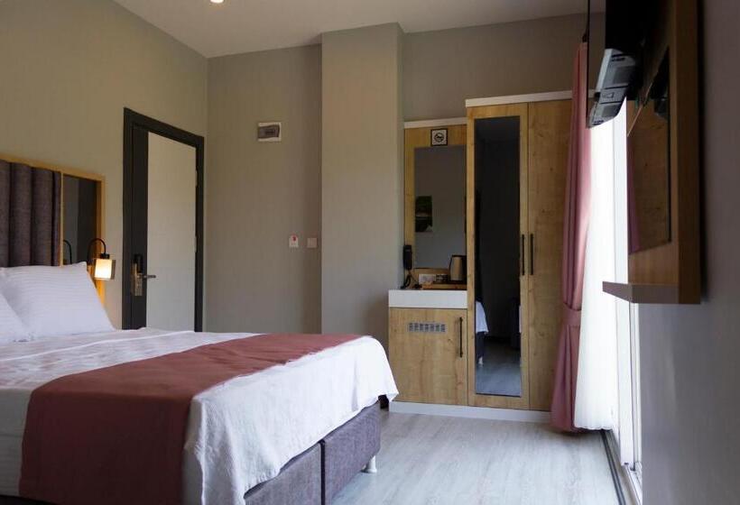 בית מלון כפרי L Opera Deluxe