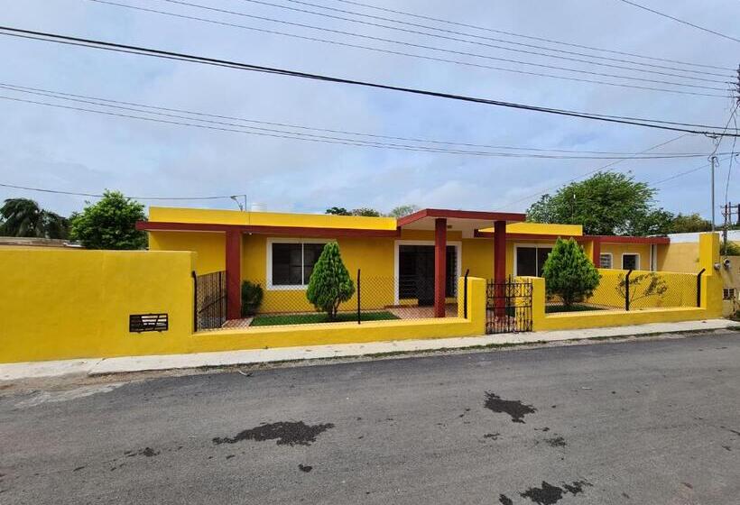 בית מלון כפרי La Piramide Izamal