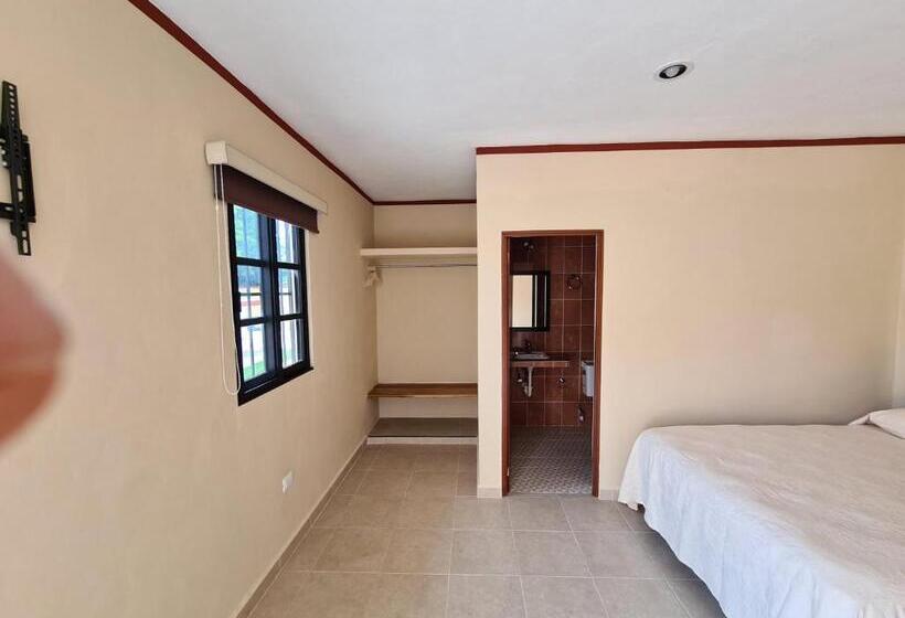 בית מלון כפרי La Piramide Izamal