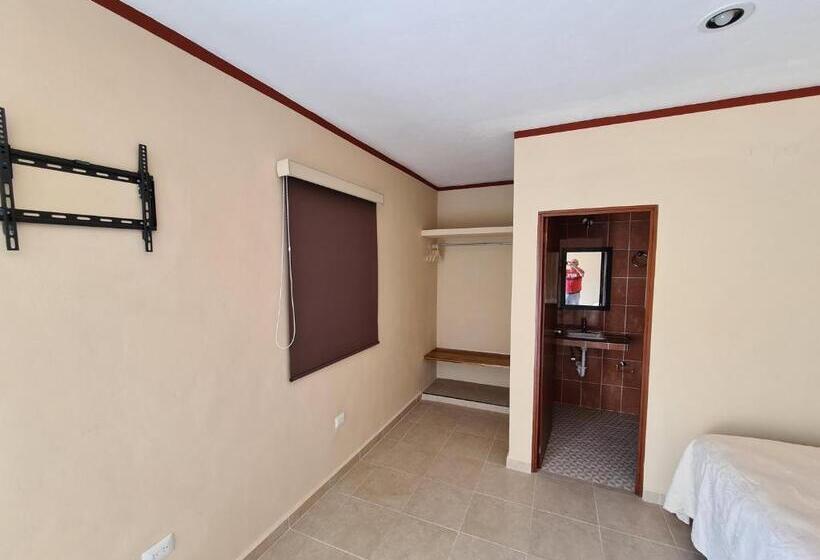 בית מלון כפרי La Piramide Izamal