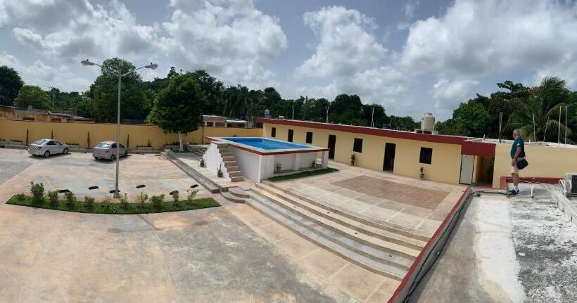 בית מלון כפרי La Piramide Izamal