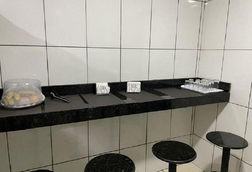 בית מלון כפרי Oliveira 44