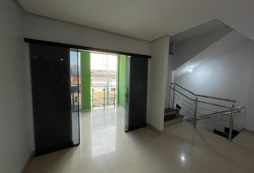 בית מלון כפרי Oliveira 44