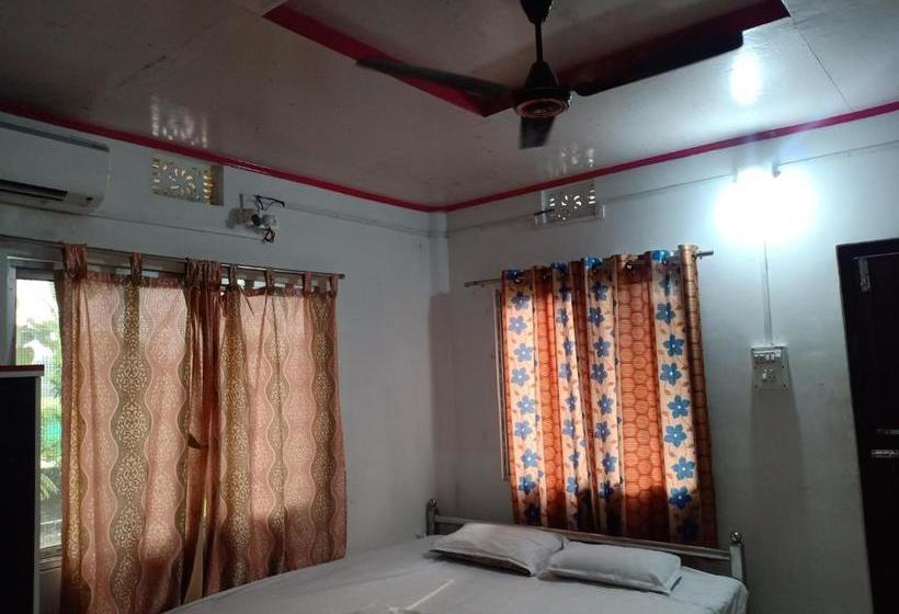 ホテル Oyo 82239 Gorumara Manna Resort