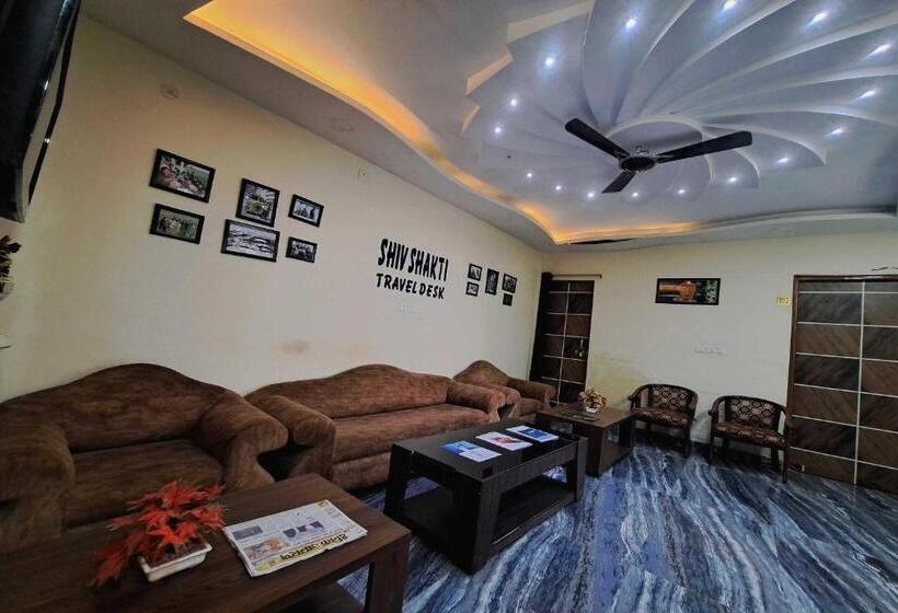 Отель O Nova Resorts & Luxury Farm