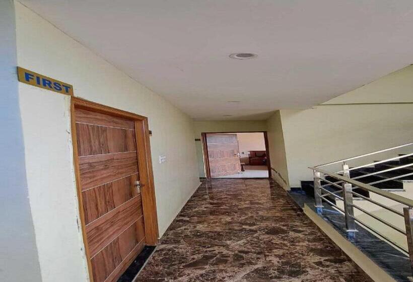 Отель O Nova Resorts & Luxury Farm