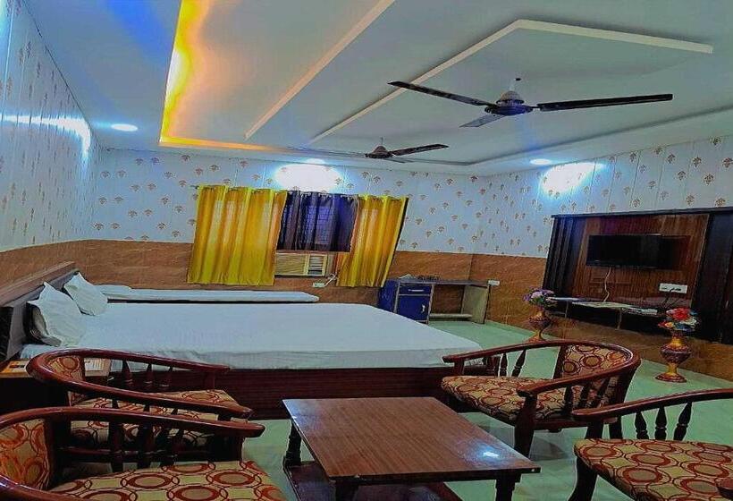 Отель O Nova Resorts & Luxury Farm