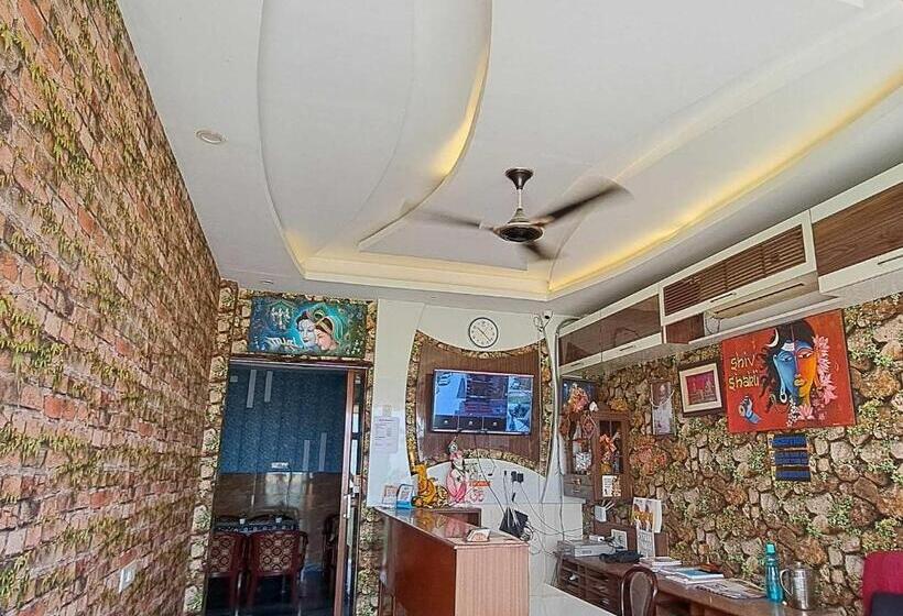 Отель O Nova Resorts & Luxury Farm