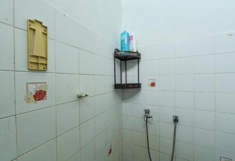 בית מלון כפרי Oyo 90325 Au Homestay