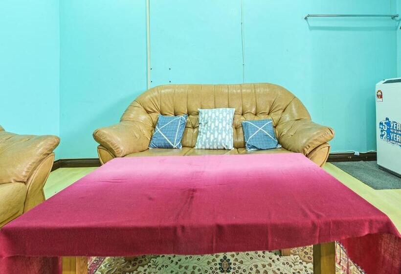 בית מלון כפרי Oyo 90325 Au Homestay