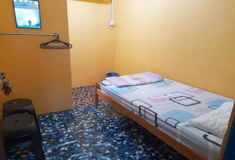 فندق Oyo 90333 Tiny Room Homestay