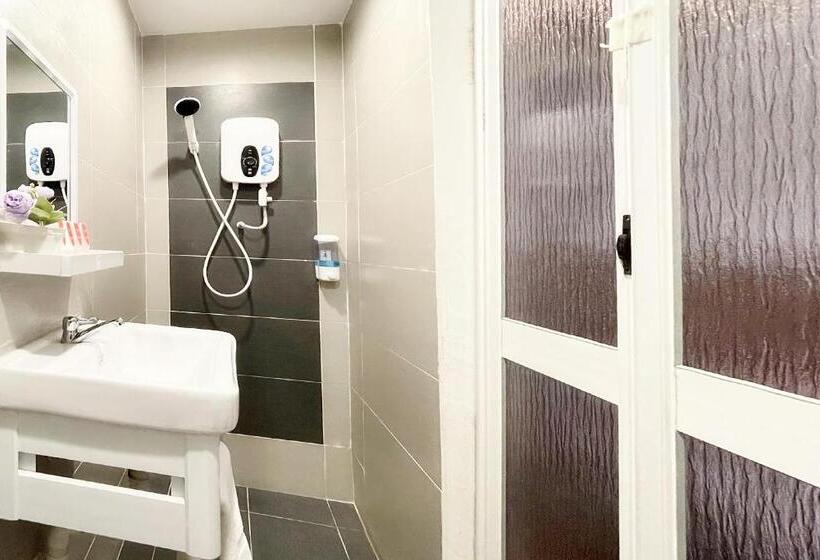 فندق Oyo 90334 Mawlaya