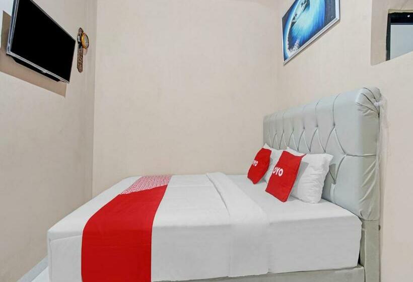 فندق Oyo 90602 Guest House Marisa Syariah