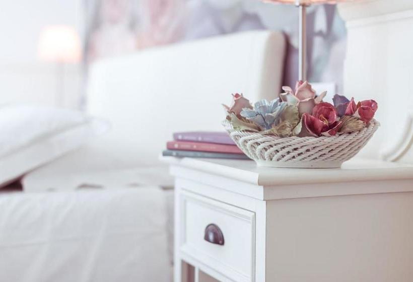 ホテル Piccolo Mondo