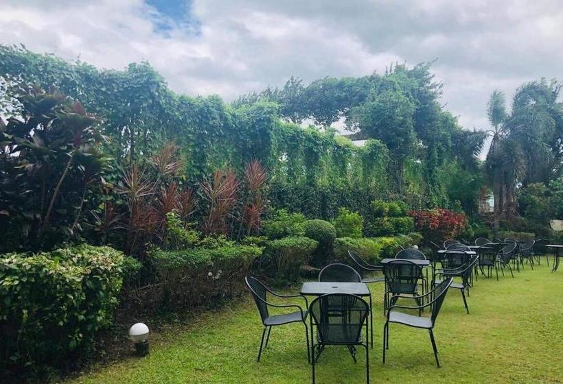 هتل Reddoorz At Balatas Magsaysay Road Naga City