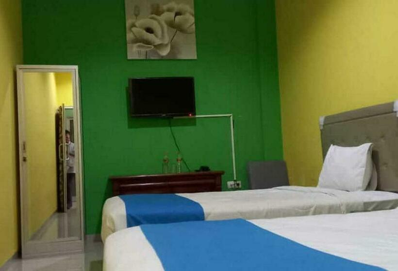 בית מלון כפרי Reddoorz Near Bandara Adi Soemarmo Solo