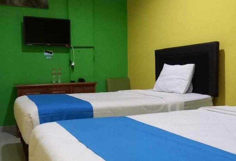 בית מלון כפרי Reddoorz Near Bandara Adi Soemarmo Solo